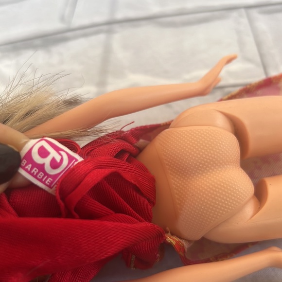 90’s Barbie doll with Asian outfit 11.75” Tall - Picture 6 of 8